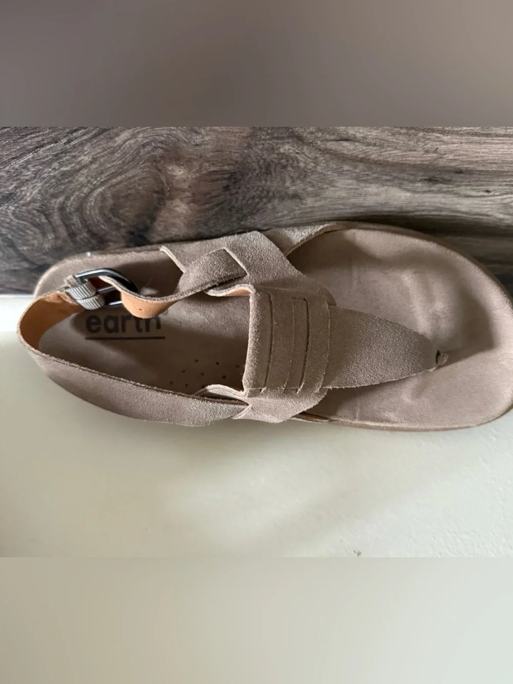 Earth luciana suede